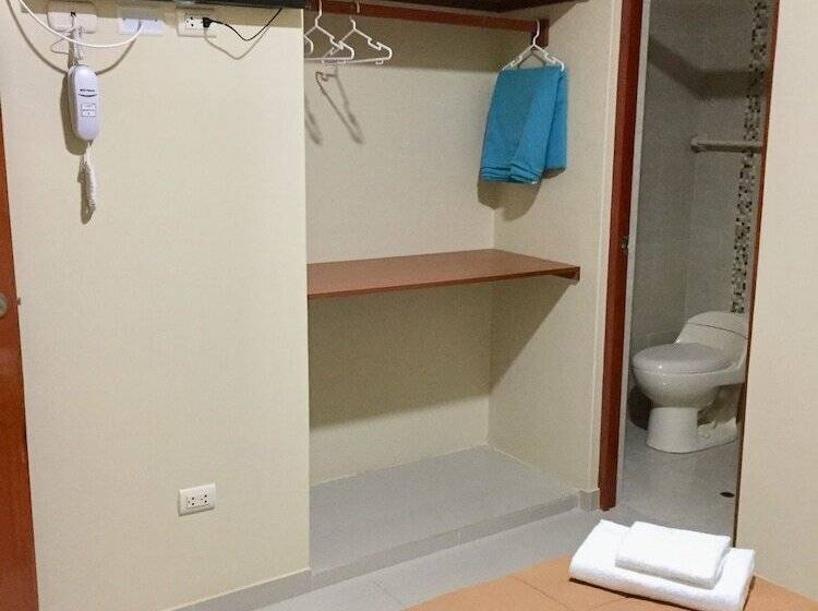 اتاق خانوادگی, El Nopal