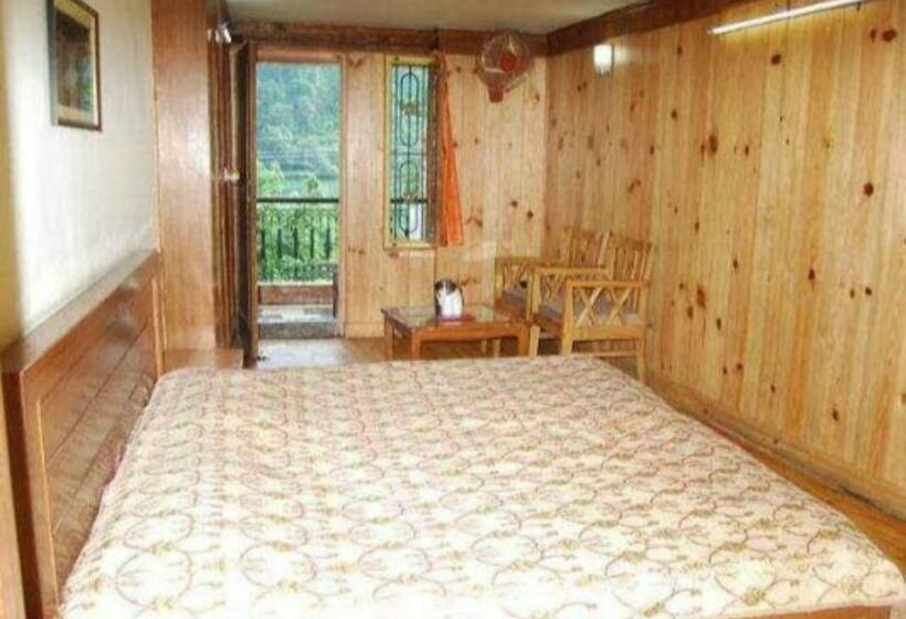 エコノミールーム, Great Nainital