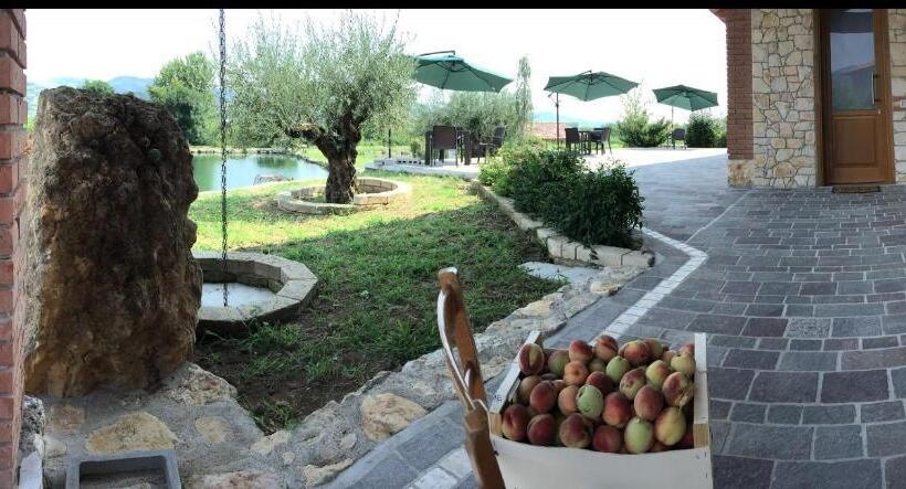 חדר סטנדרט מותאם לאדם עם מוגבלויות, La Fontanella