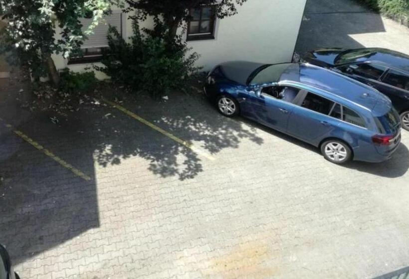 スタンダードルーム, Zum Weissen Ochsen