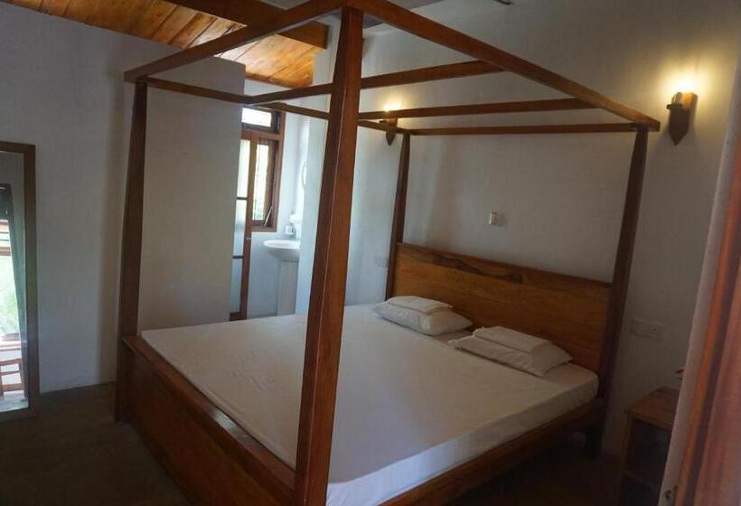 デラックスルーム, Mallika Guest House