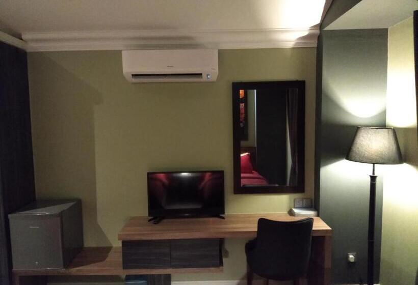 Quarto Deluxe, The Royale Chenang Resort