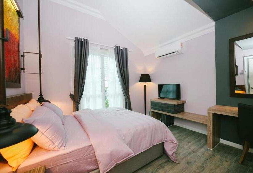 Quarto Estandar, The Royale Chenang Resort