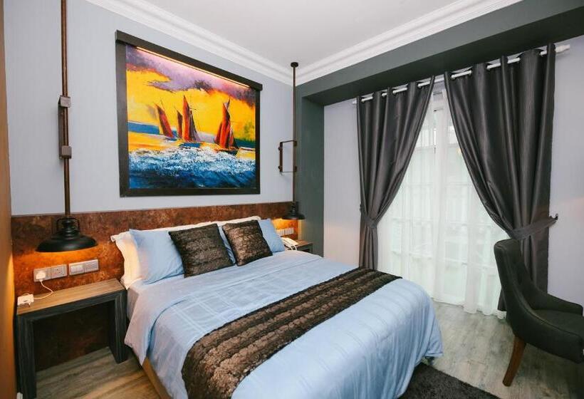 Номер Deluxe с Балконом, The Royale Chenang Resort