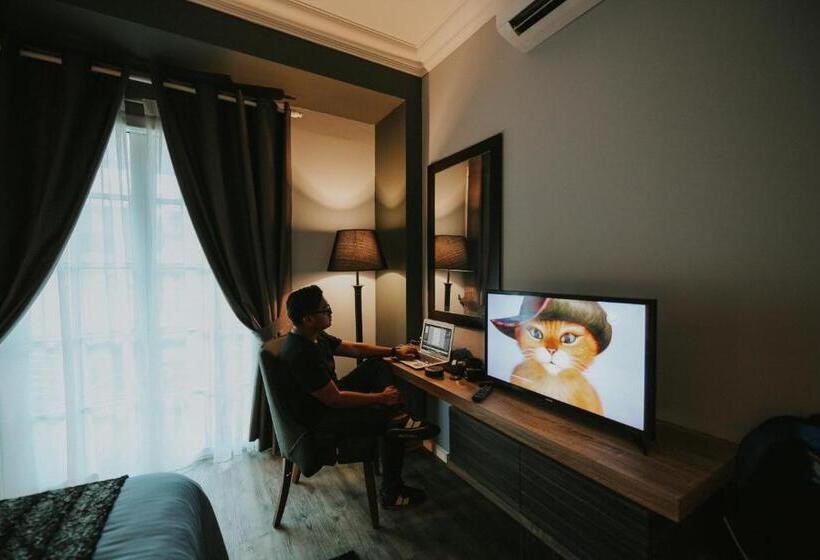 Quarto Deluxe com Sacada, The Royale Chenang Resort