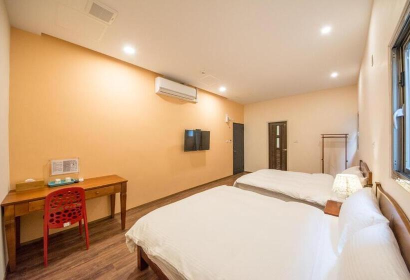 اتاق استاندارد چهار تخته, 7 113