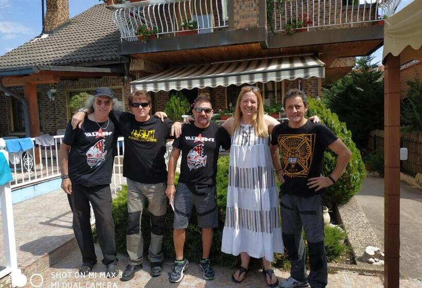 디럭스 룸, Pensión Jauja