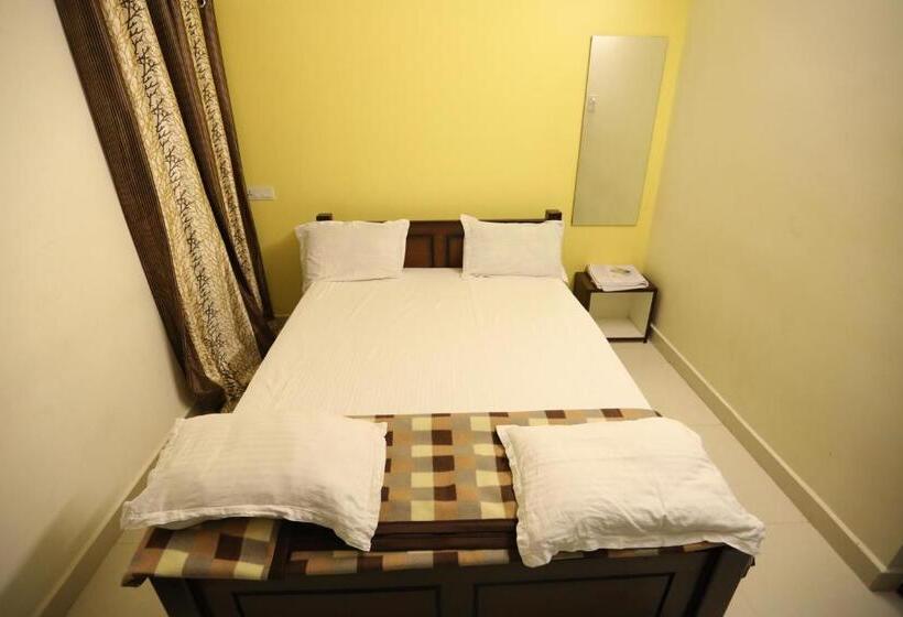 اتاق لوکس, Moonlight Residency