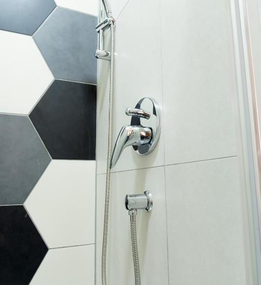 اتاق استاندارد سه نفره, Vege & Vegan Restaurant And Accommodation