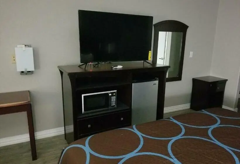 キングサイズベッドのスタンダードルーム, Executive Inn & Suites