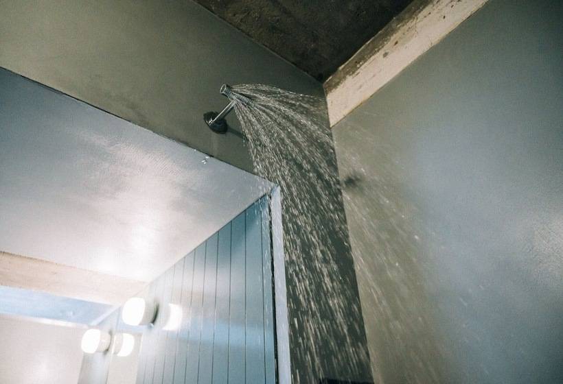 חדר סטנדרט, Trevarefabrikken