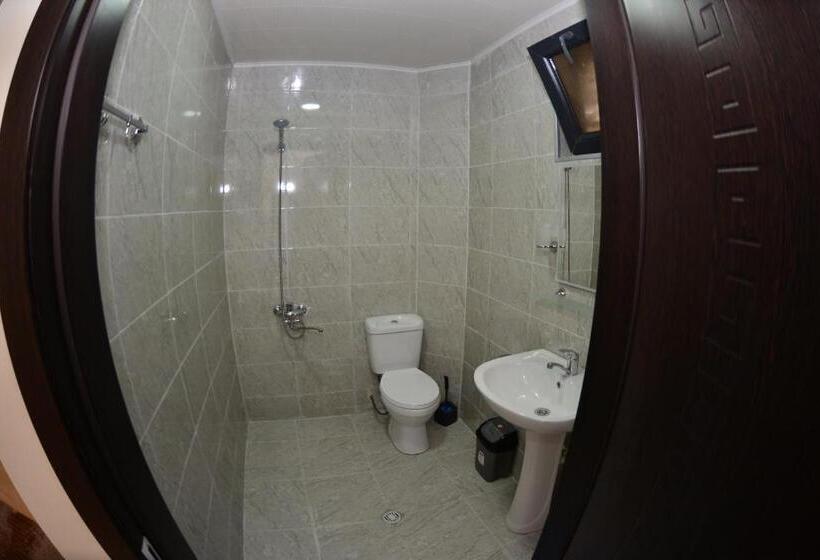 اتاق استاندارد, Gori