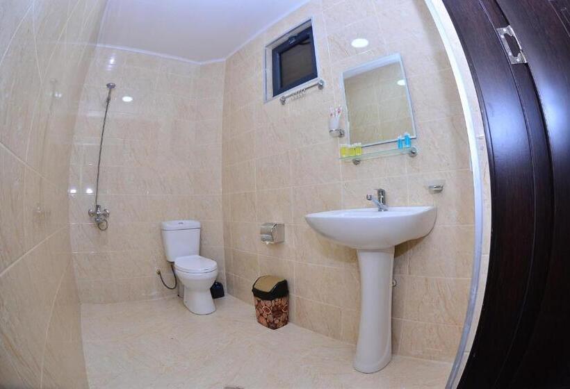اتاق استاندارد چهار تخته, Gori