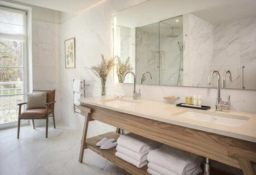 סוויטה, Le Grand Pavillon Chantilly