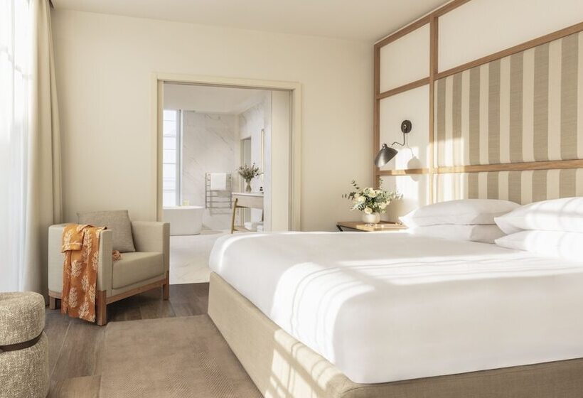 סוויטה מלכותית, Le Grand Pavillon Chantilly