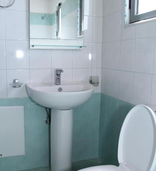 חדר דלוקס נוף לים, Ronaldo