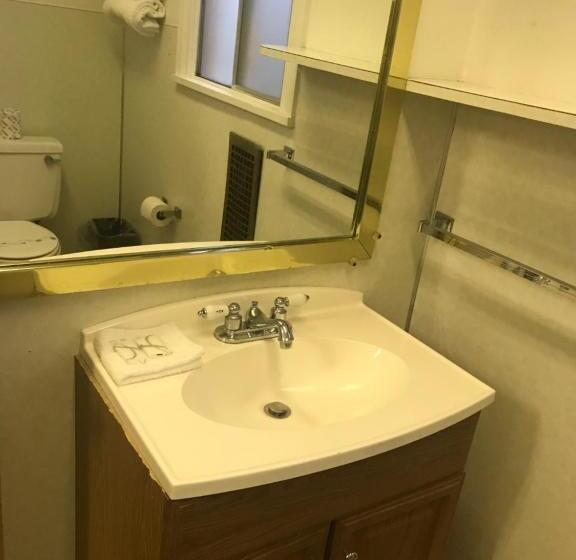 스탠다드 룸 킹사이즈 침대, Lone Pine Motel