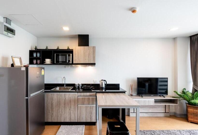 סוויטה, Onpa Hotel & Residence Bangsaen