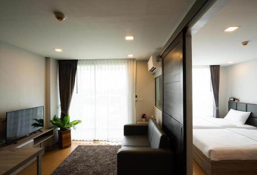 Люкс, Onpa Hotel & Residence Bangsaen
