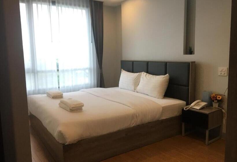 Люкс 2 Спальни, Onpa Hotel & Residence Bangsaen
