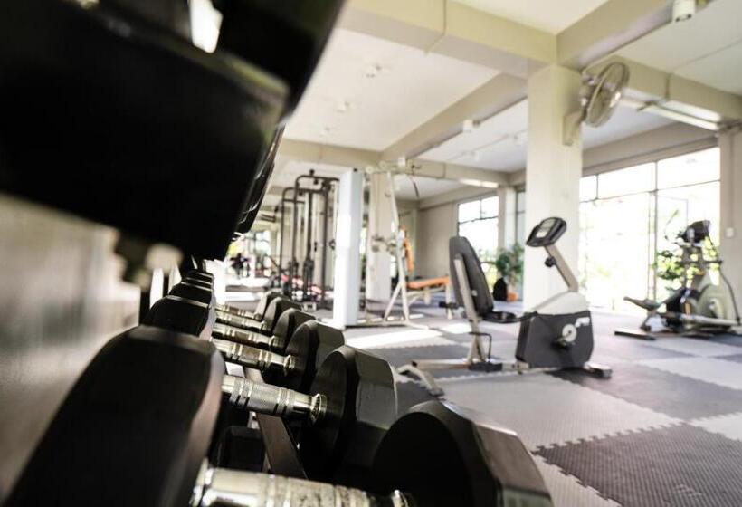 סטודיו סופריור, Onpa Hotel & Residence Bangsaen