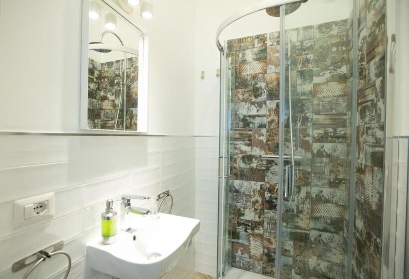 اتاق سوپریور با تخت بزرگ, Dolce Vita Affittacamere