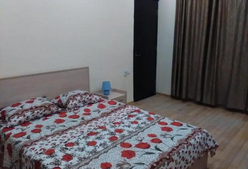 اتاق اکونومی, Green Way Guest House