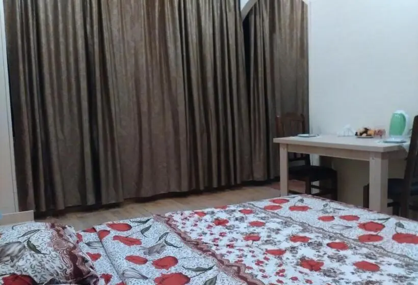 اتاق اکونومی, Green Way Guest House
