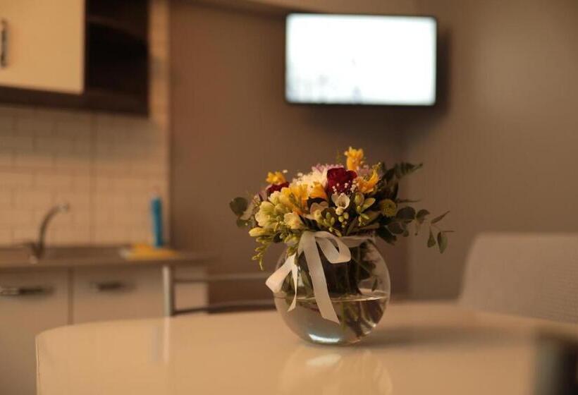 آپارتمان 2 خوابه, White Pearl Apart