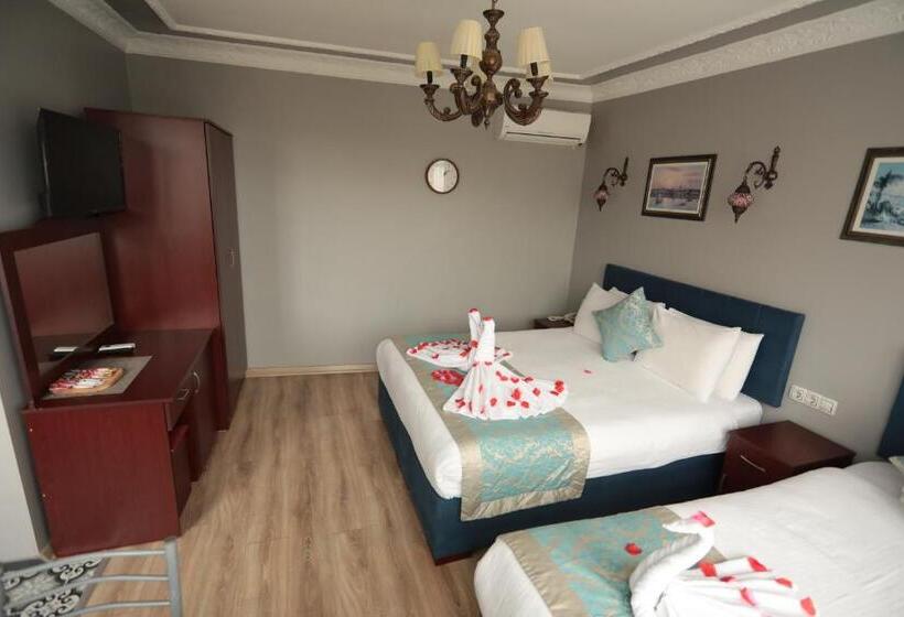 اتاق اجرایی سه نفره, White Pearl Apart