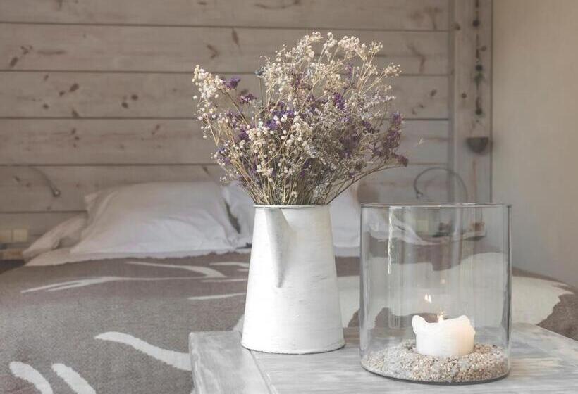 デラックスルーム, Can Caponet