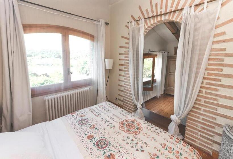 スタンダードルーム, Can Caponet