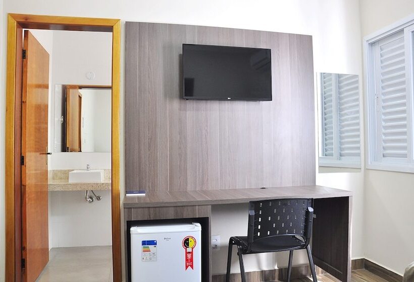 Superior Kamer, Guadagnini