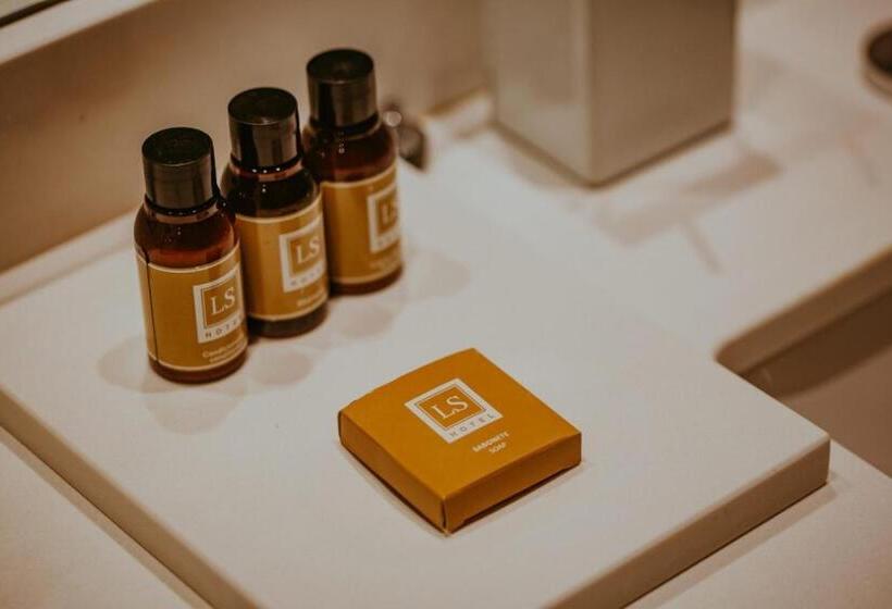 デラックスルーム, Ls