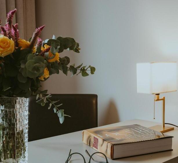 プレミアムルーム, Ls