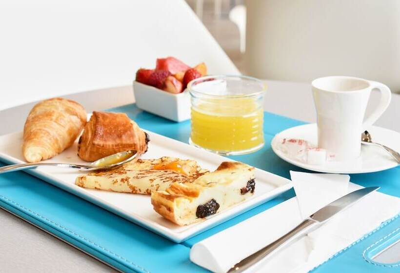 اتاق اساندارد با چشمانداز جانبی به دریا, Pavillon De La Plage