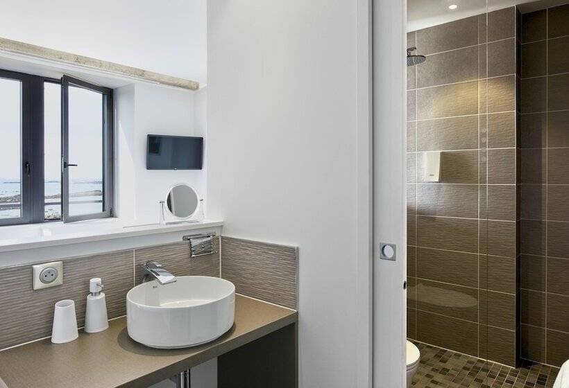 اتاق استاندارد با چشمانداز دریا, Pavillon De La Plage