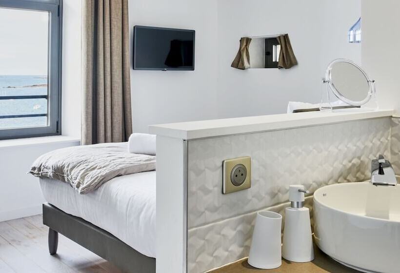 اتاق استاندارد با چشمانداز دریا, Pavillon De La Plage