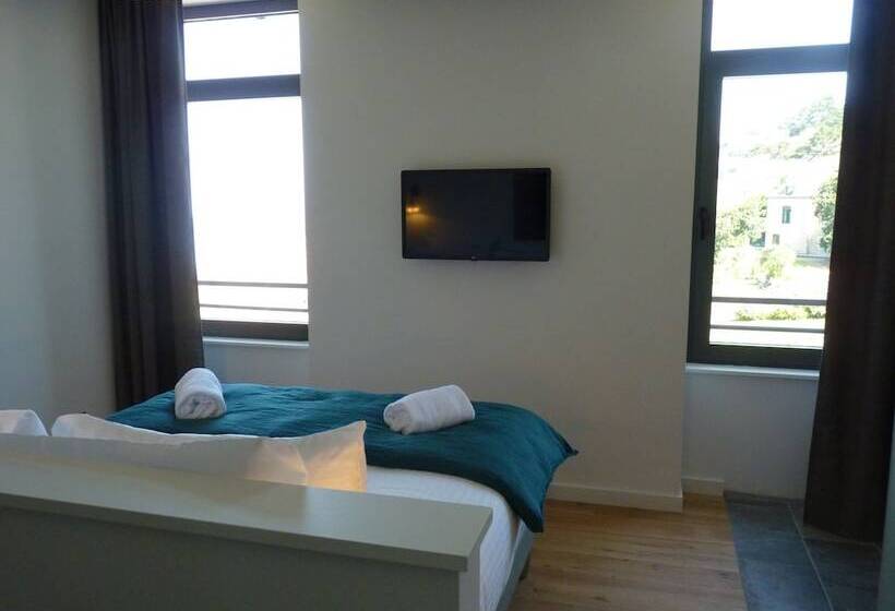 اتاق اساندارد با چشمانداز جانبی به دریا, Pavillon De La Plage