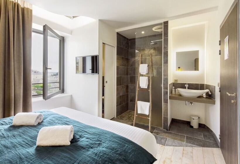 اتاق اساندارد با چشمانداز جانبی به دریا, Pavillon De La Plage