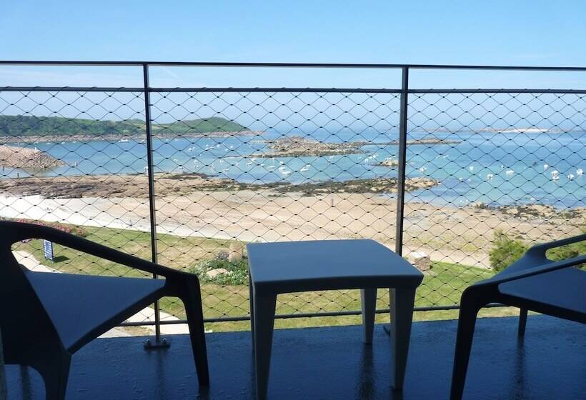 اتاق استاندارد با چشمانداز دریا, Pavillon De La Plage