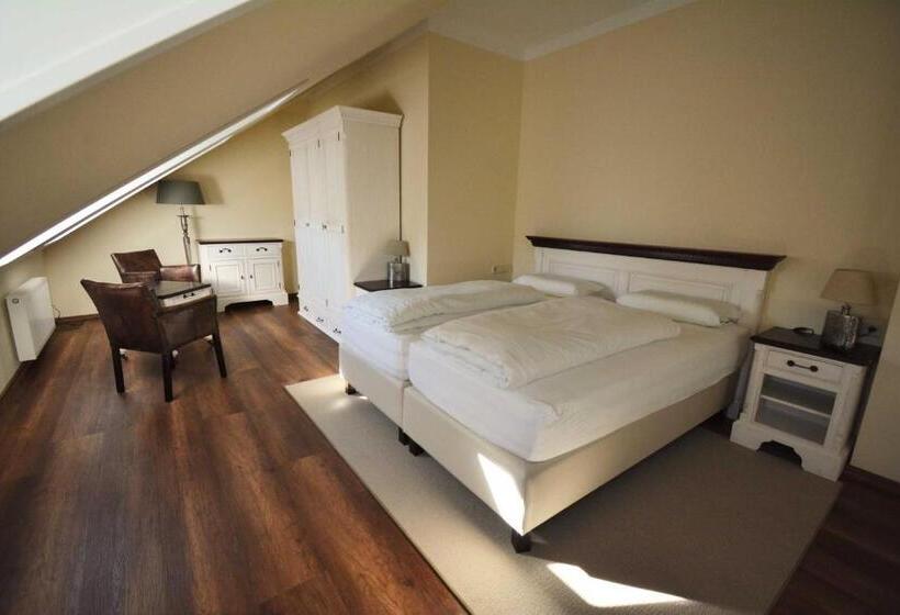 Номер Стандарт, Wildhof