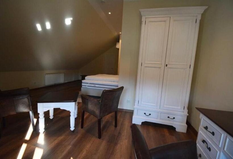 Номер Стандарт, Wildhof