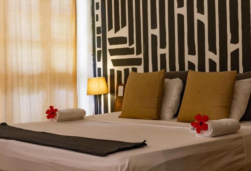 디럭스 4인 룸, Afreeka Beach