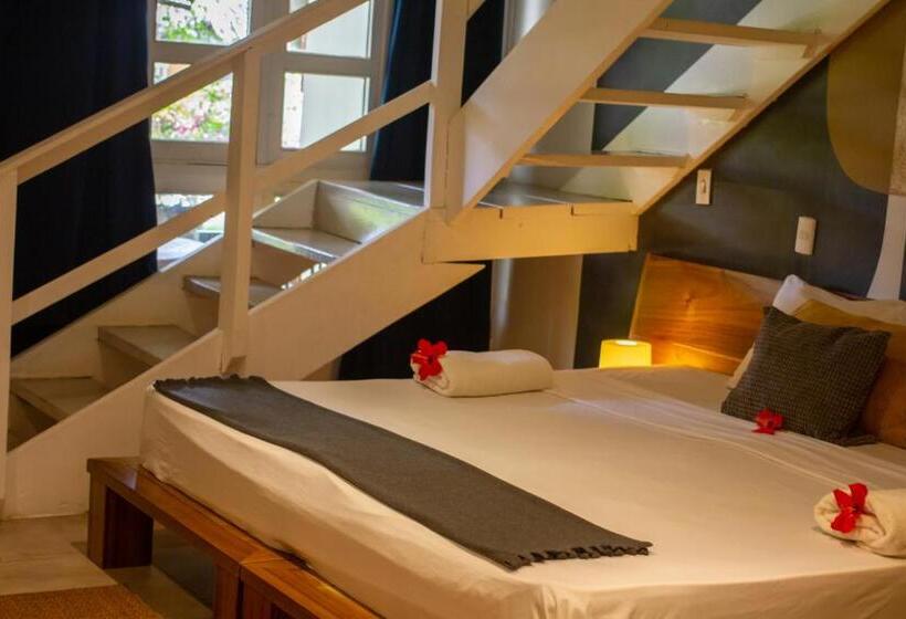 디럭스 4인 룸, Afreeka Beach