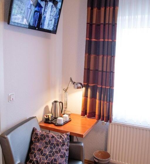 Номер Стандарт, Kleines Hotel Westhus