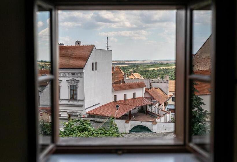 חדר דלוקס, Clemar