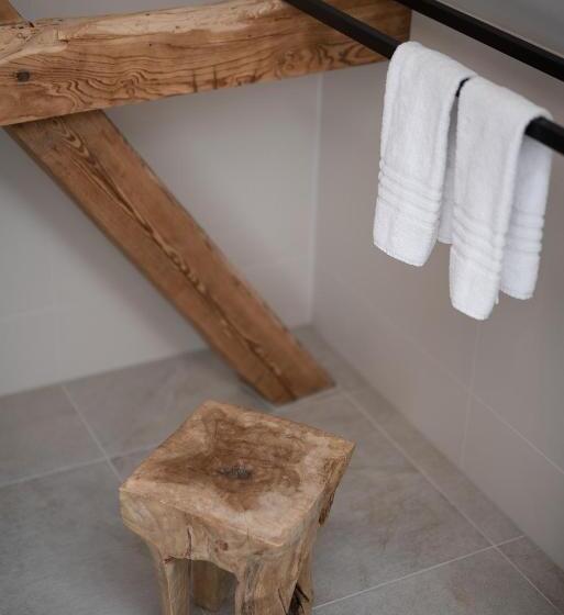 חדר סופריור, Clemar