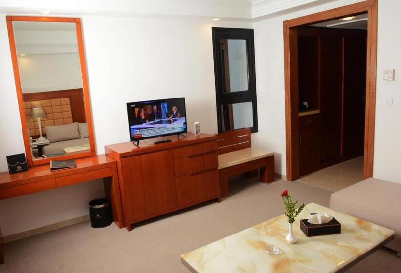 سوییت جونیور, Marigold