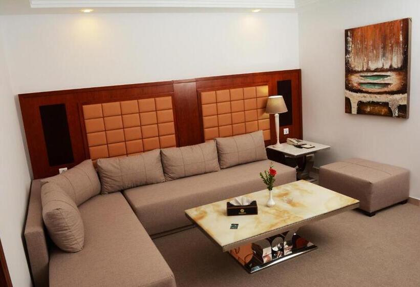 سوییت سوپریور, Marigold